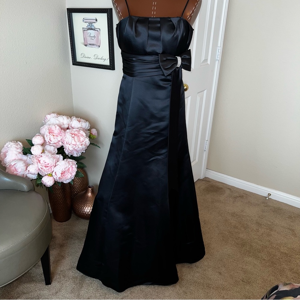 Fiesta Black Strapless Satin Dress